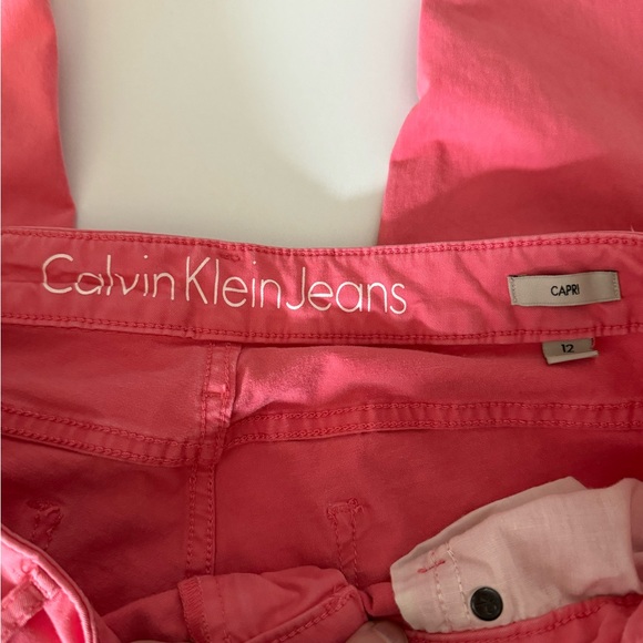CK Coral Capris - 12 - Picture 3 of 5